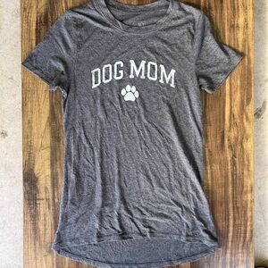 Gray Dog Mom T-Shirt
